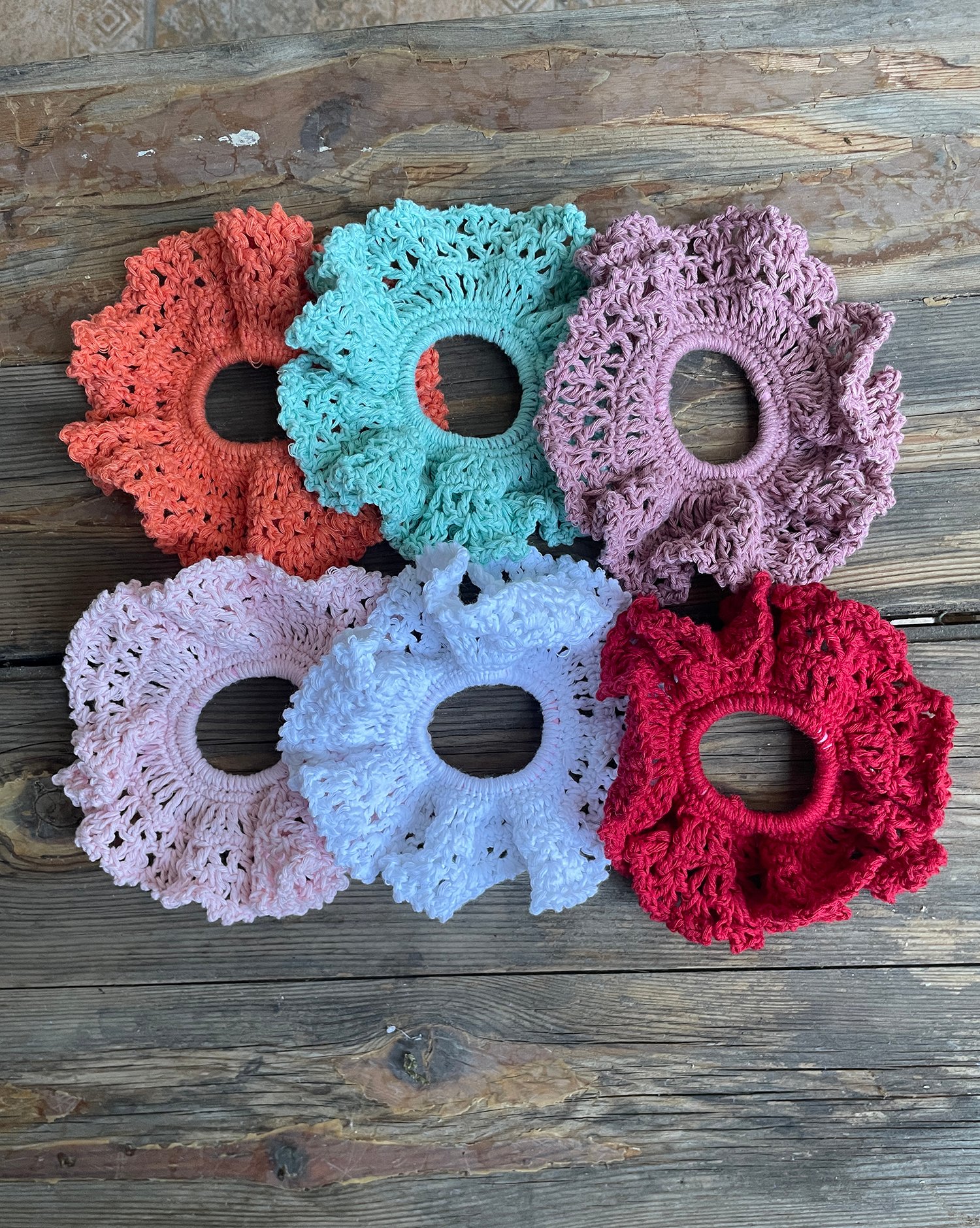 Δαντελένιο Scrunchie